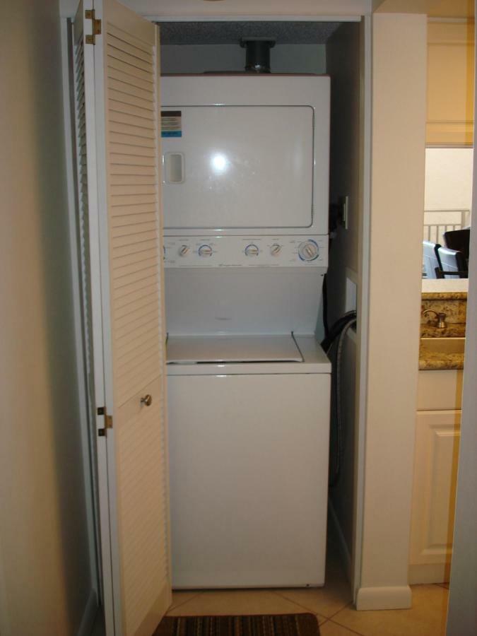 Apartment Midnight Cove #532, Bayside In Siesta Key, Fl *